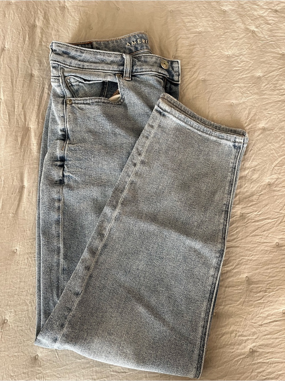 Women’s mom jeans